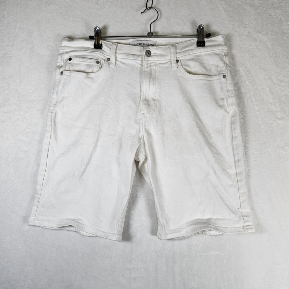Calvin Klein Jeans Mens White Denim Shorts Size 34 Casual Summer
